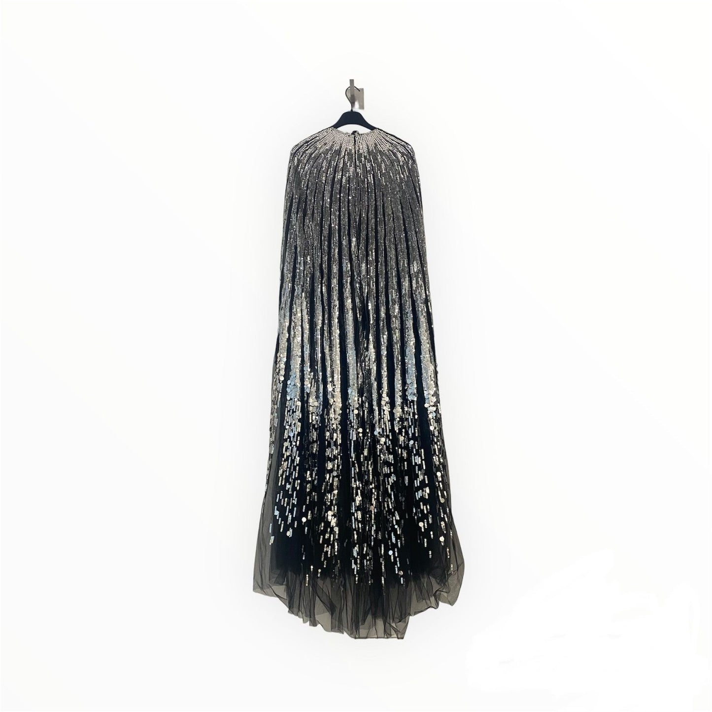 Mantella con decorazioni di Pailettes Amen ACW23100