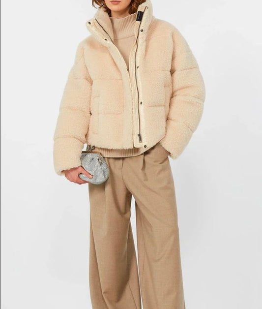 Piumino crop monopetto dalla texture soffice max mara week end 2525486062