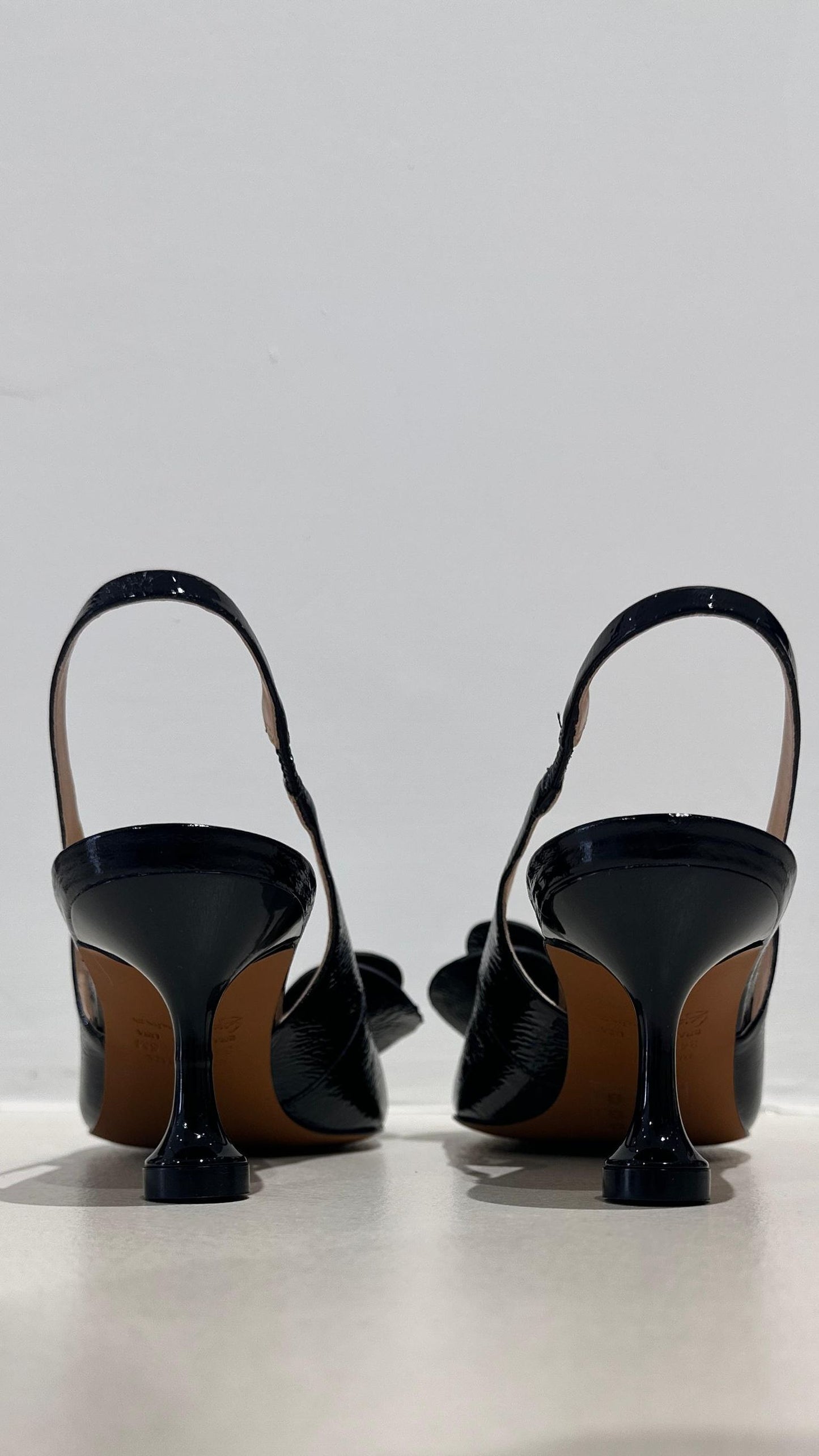 Decoltè 2027-009 GUILHERMINA